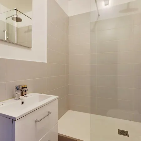 Spacious - 4br-10p Montmartre