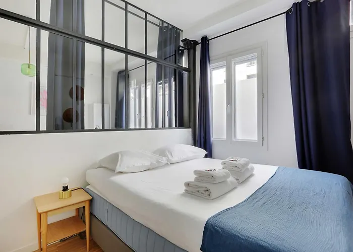 Lägenhet Spacious - 4br-10p Montmartre Paris