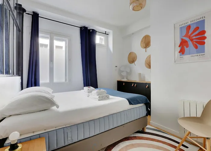 Lägenhet Spacious - 4br-10p Montmartre