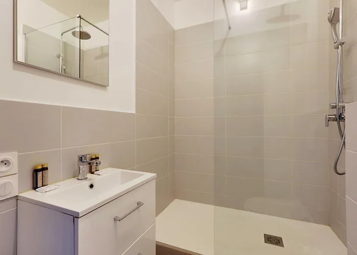 Spacious - 4br-10p Montmartre